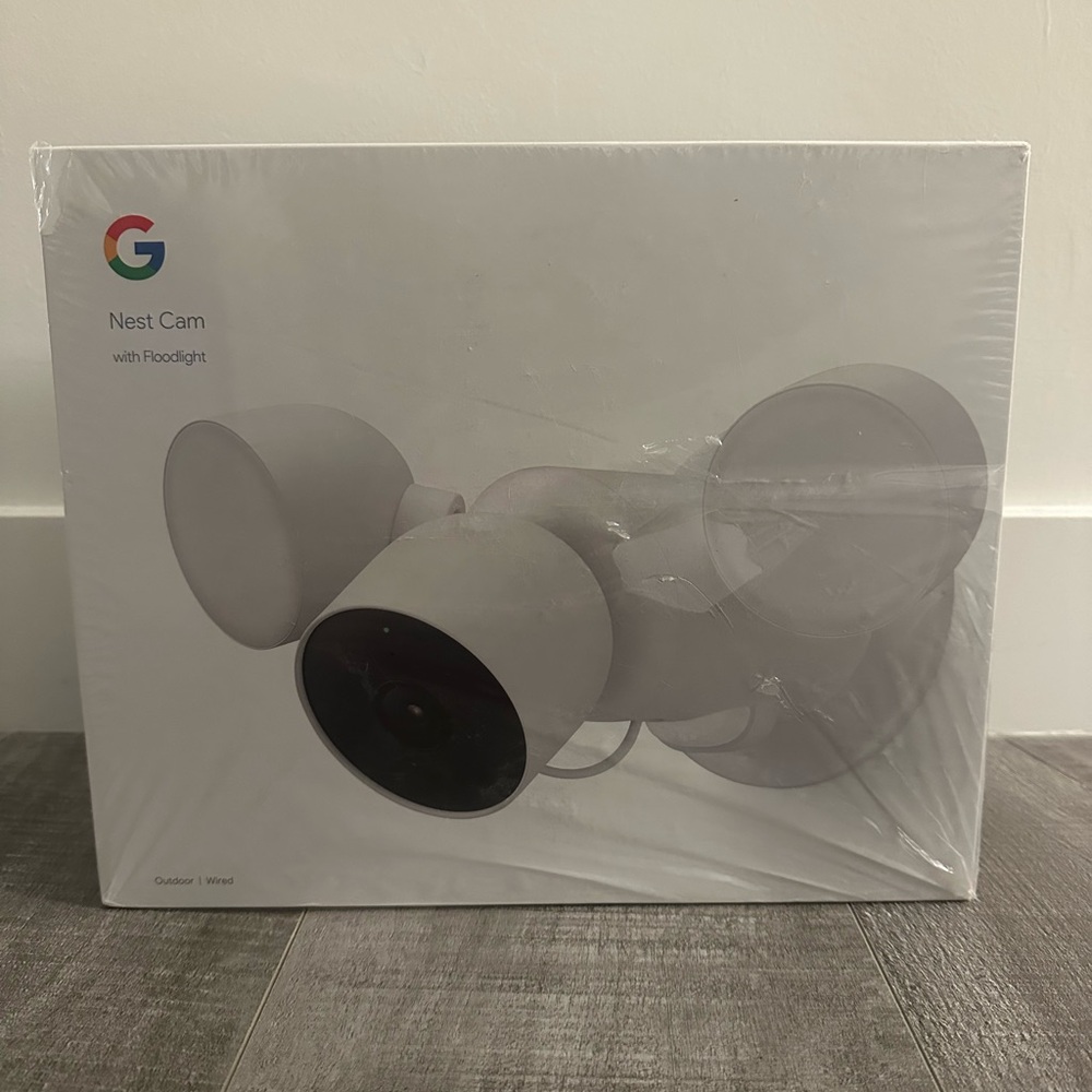 Google Nest Cam with Floodlight - White